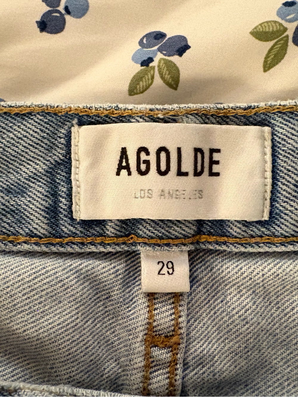 Agolde Luna Pieced Barrel Jean in Void - Picture 4 of 5